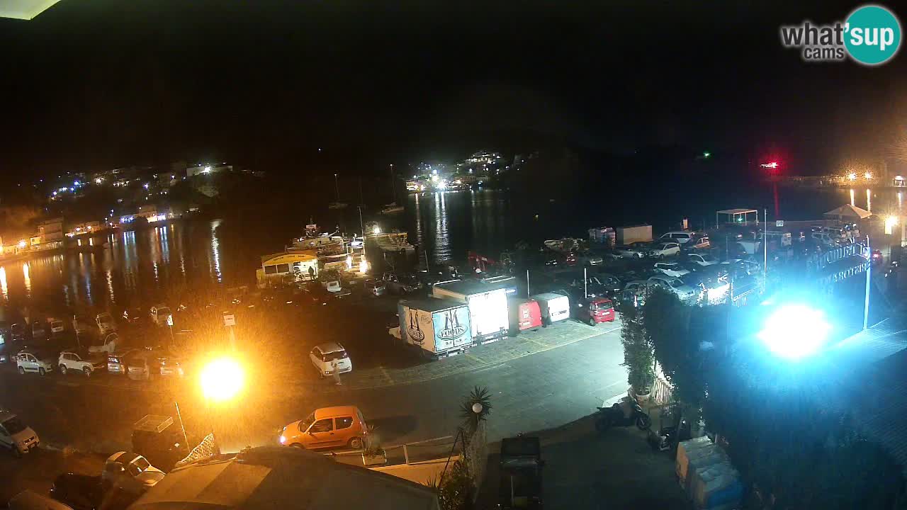 Pristanišče Ponza spletna kamera – Otok Ponza