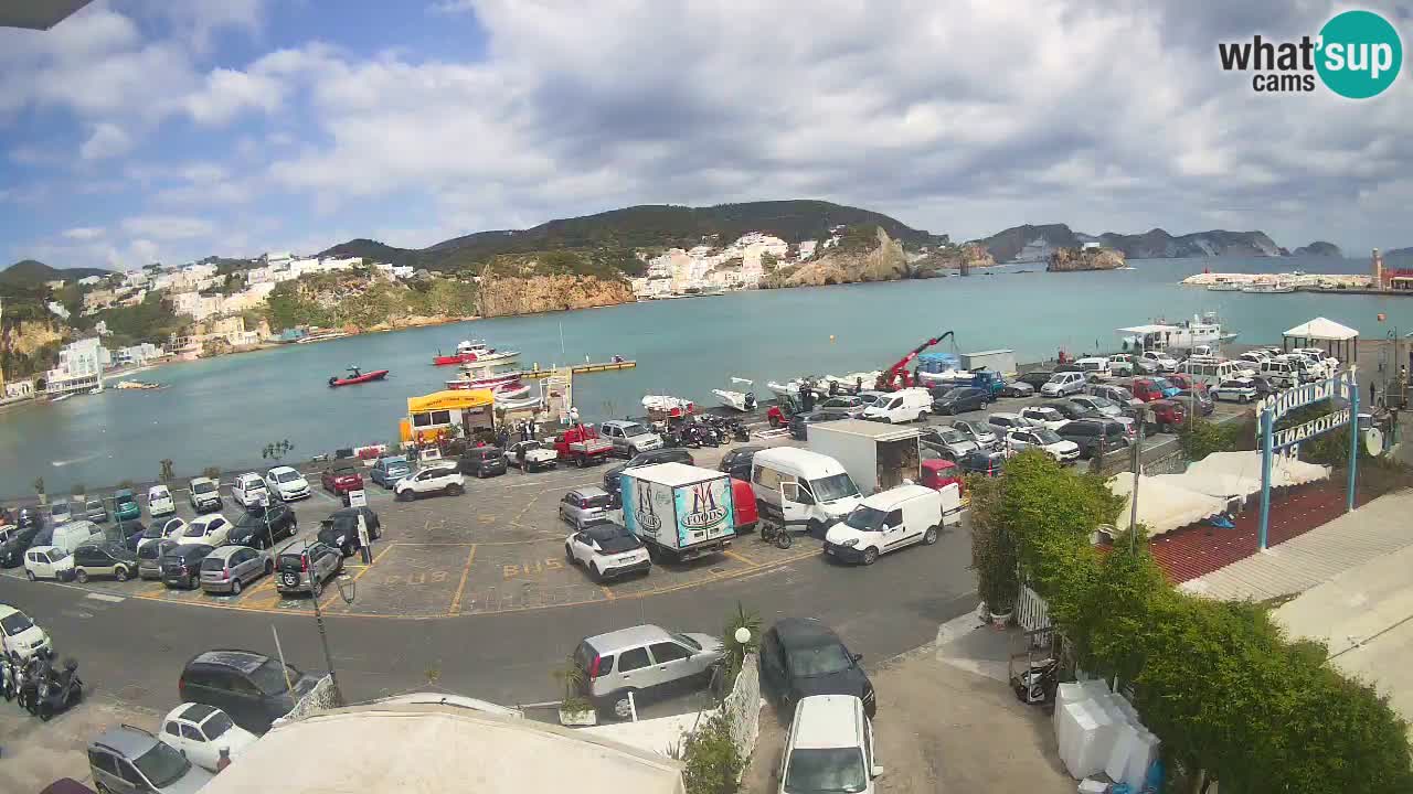 Pristanišče Ponza spletna kamera – Otok Ponza