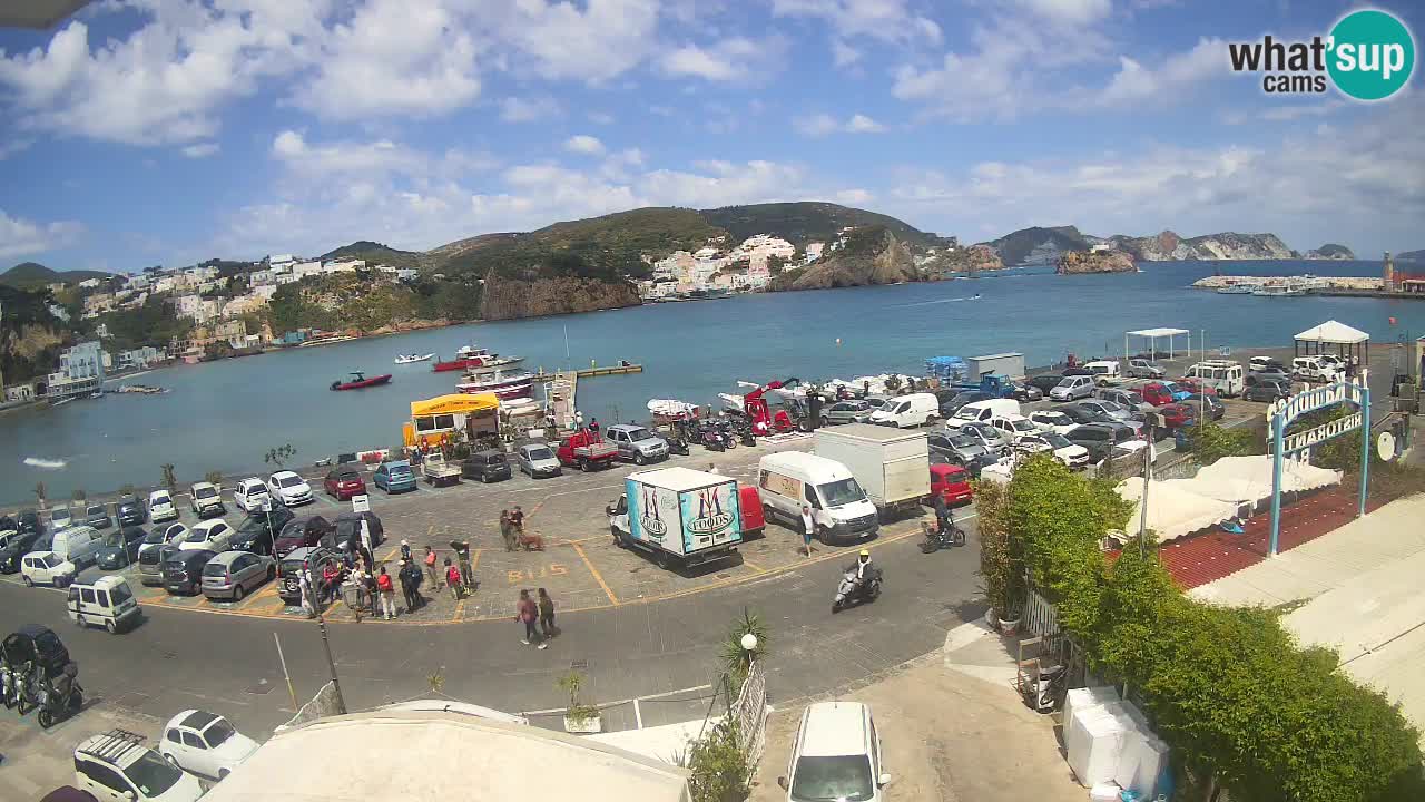 Pristanišče Ponza spletna kamera – Otok Ponza