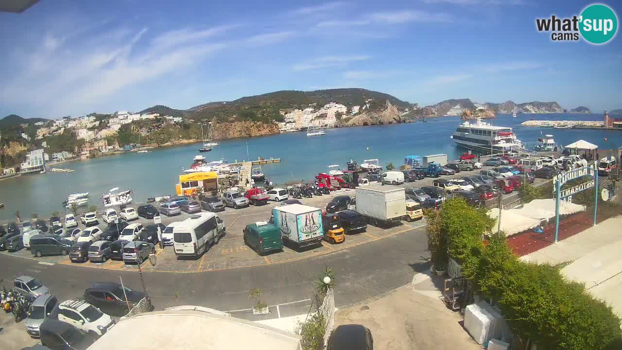 Pristanišče Ponza spletna kamera – Otok Ponza