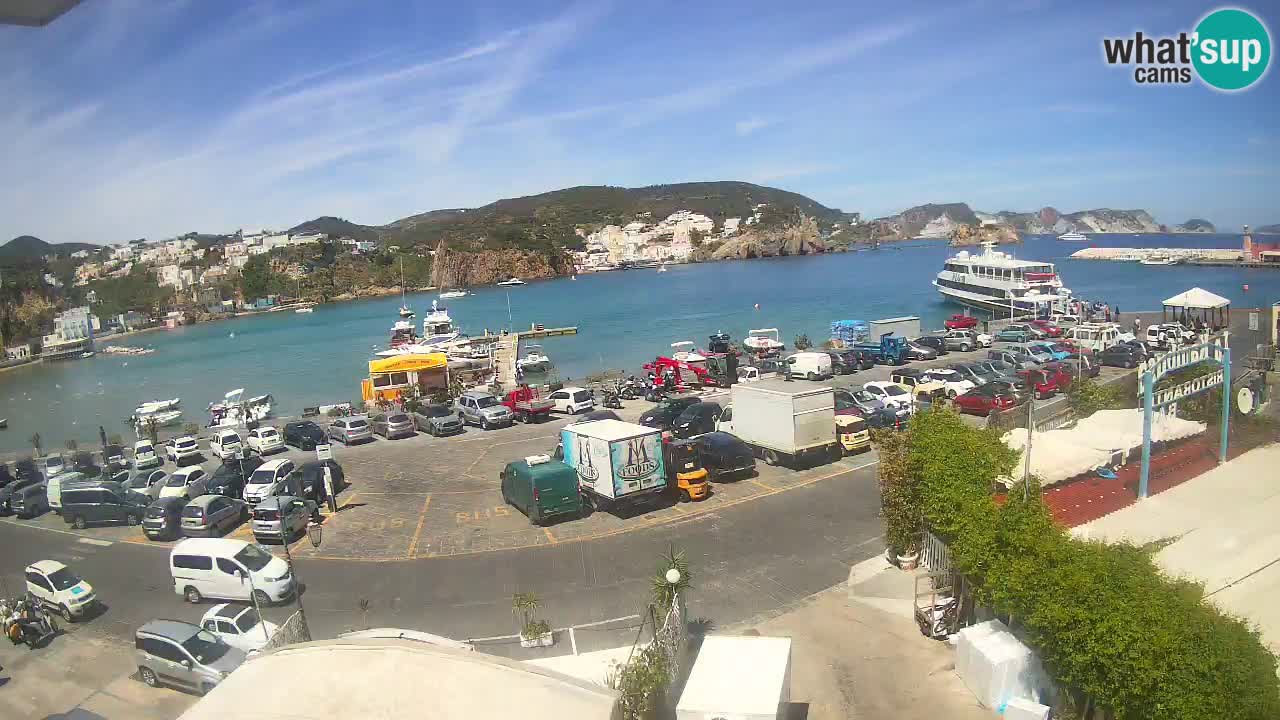 Pristanišče Ponza spletna kamera – Otok Ponza