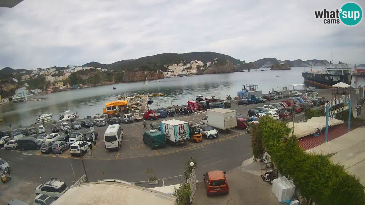 Pristanišče Ponza spletna kamera – Otok Ponza