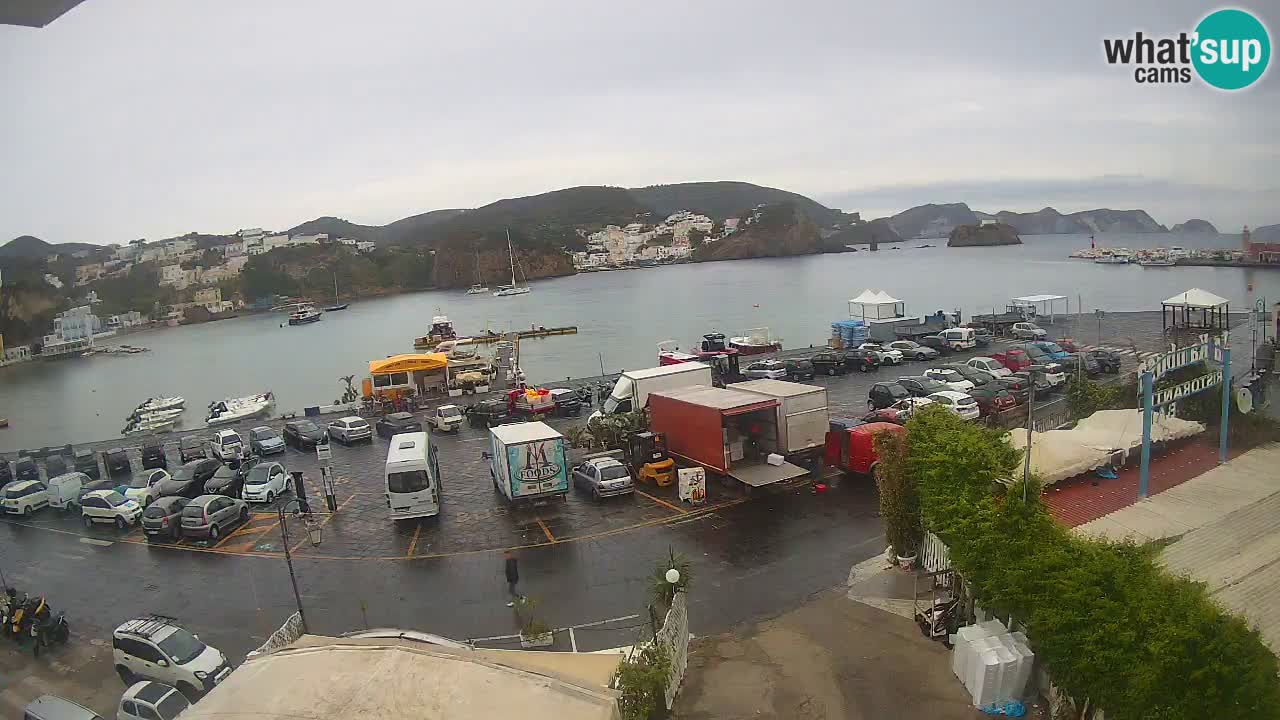 Pristanišče Ponza spletna kamera – Otok Ponza