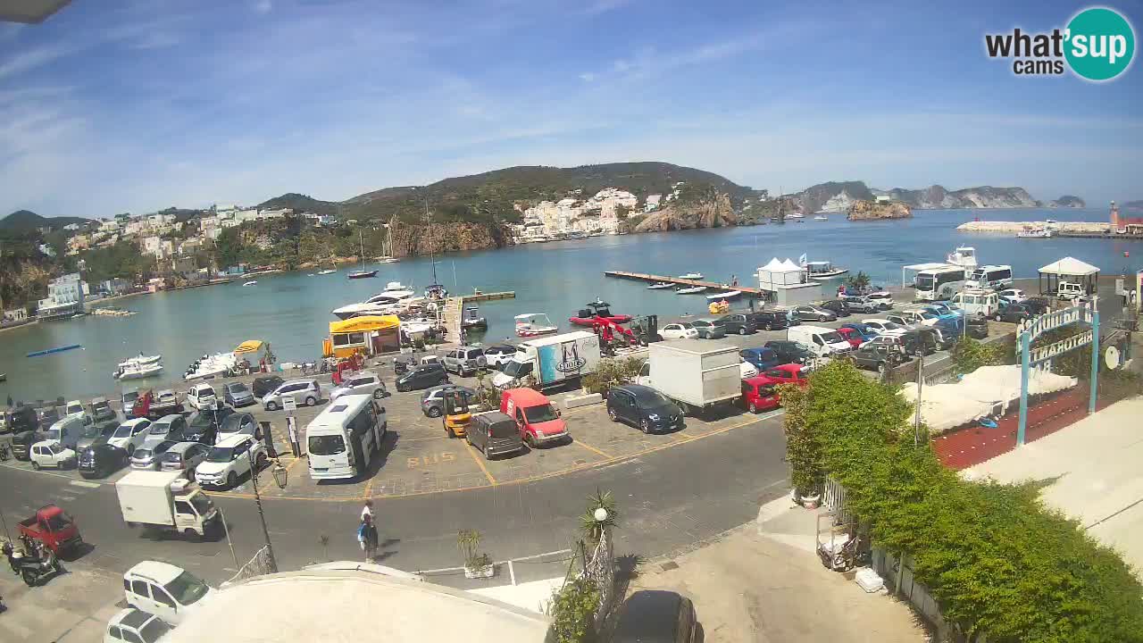 Pristanišče Ponza spletna kamera – Otok Ponza