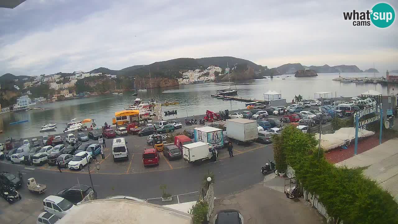 Insel Ponza Hafen webcam – Italien