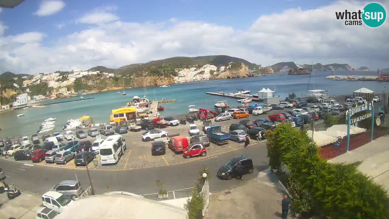 Pristanišče Ponza spletna kamera – Otok Ponza