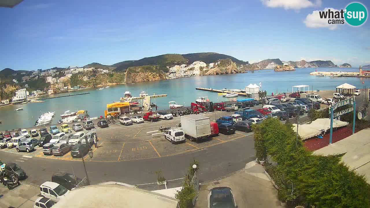 Pristanišče Ponza spletna kamera – Otok Ponza