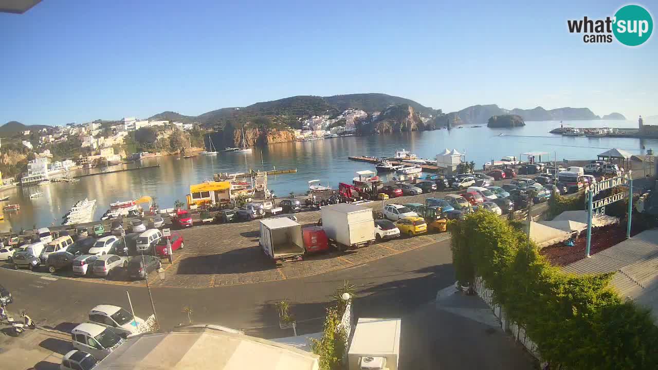 Insel Ponza Hafen webcam – Italien