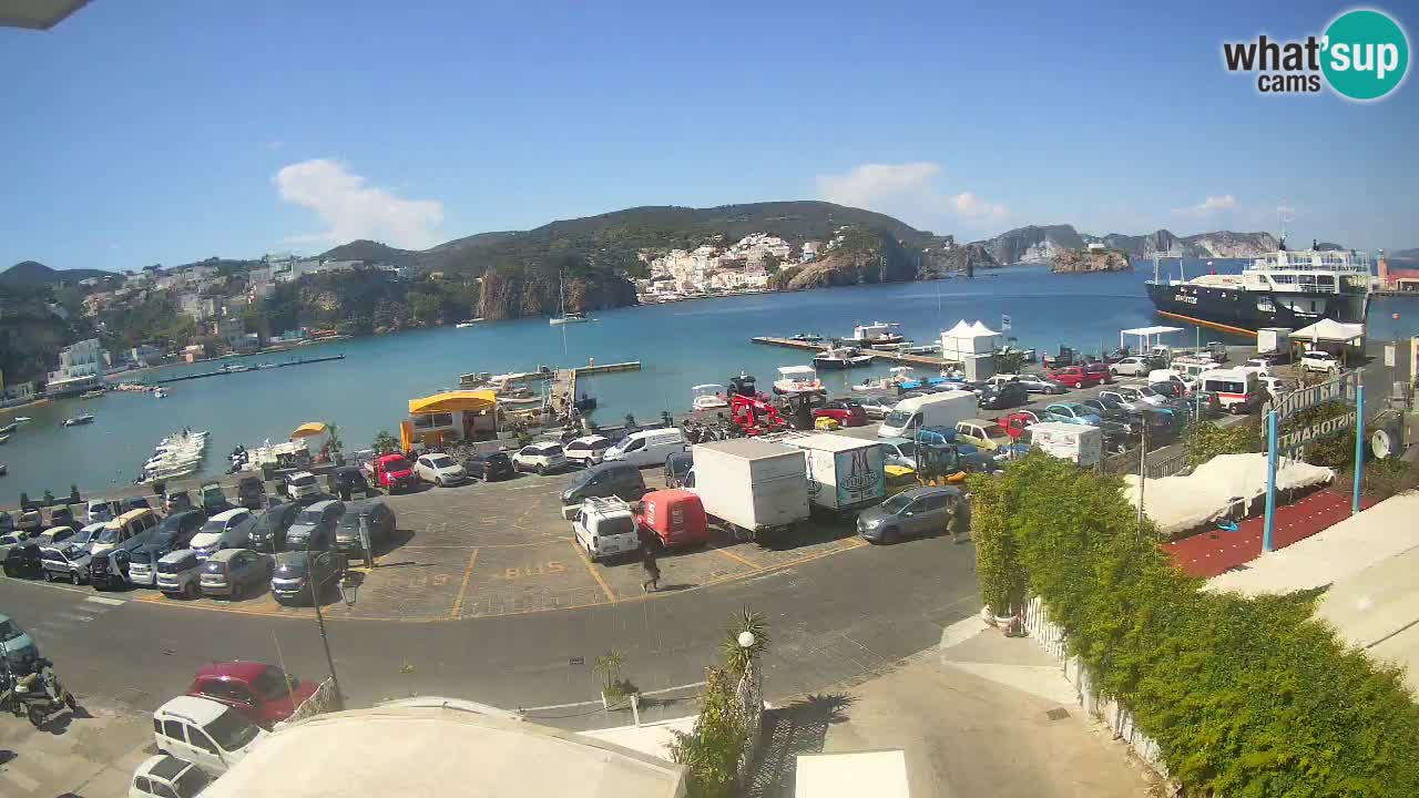 Pristanišče Ponza spletna kamera – Otok Ponza