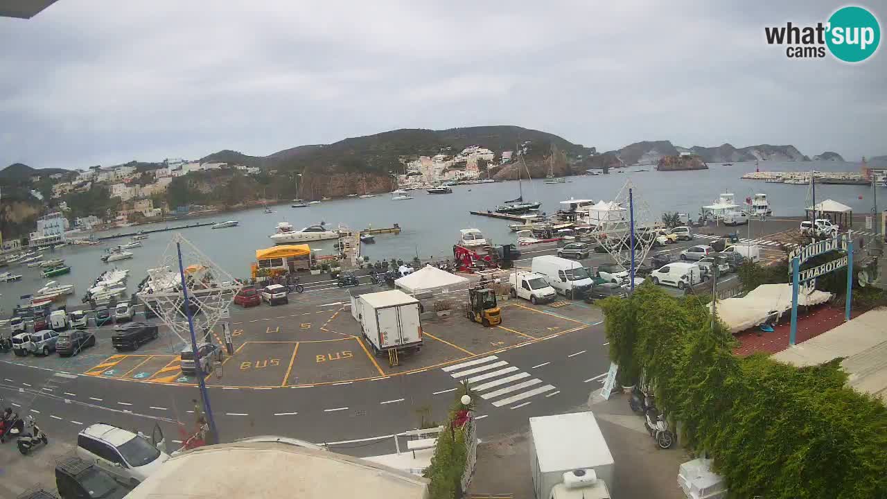 Pristanišče Ponza spletna kamera – Otok Ponza