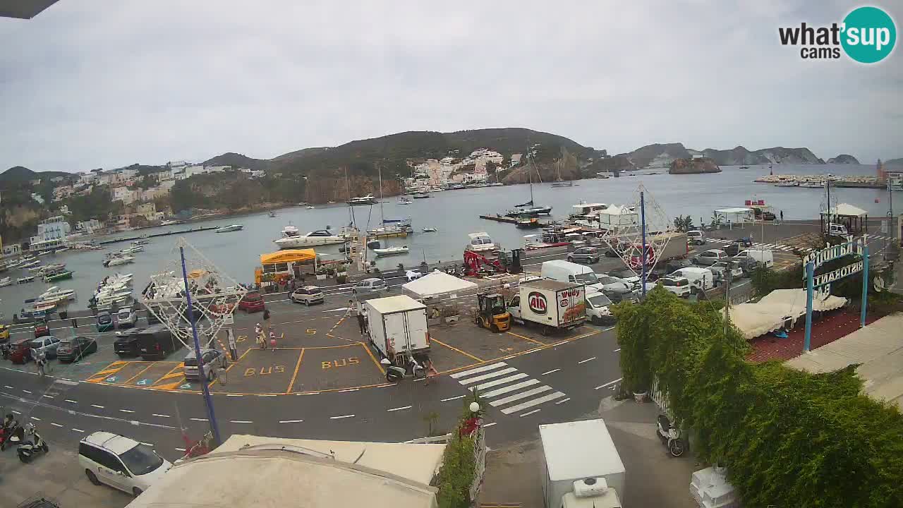 Insel Ponza Hafen webcam – Italien