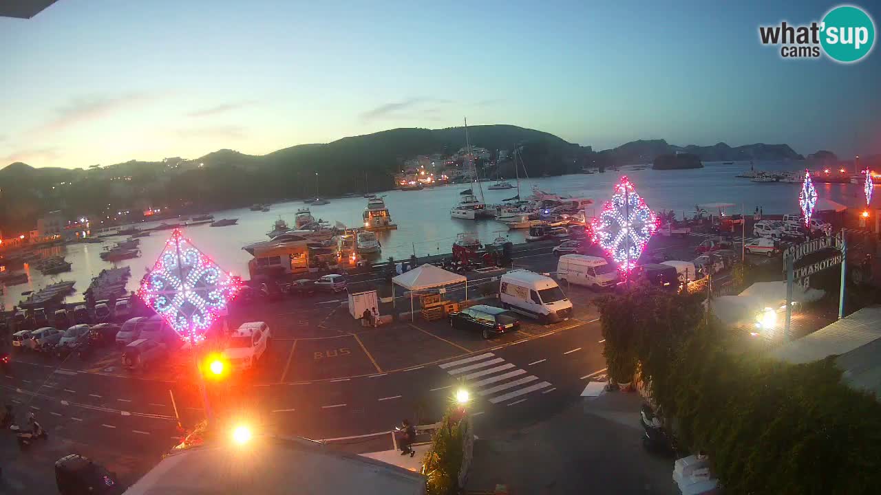 Insel Ponza Hafen webcam – Italien