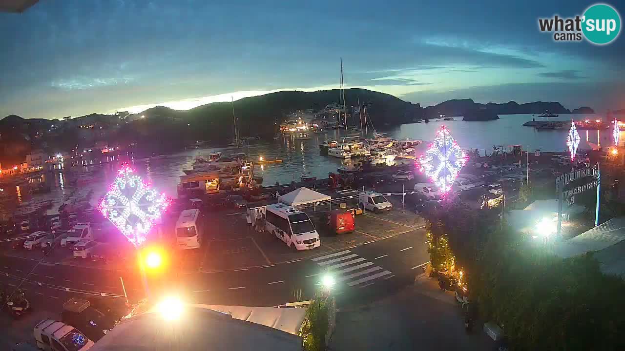 Insel Ponza Hafen webcam – Italien