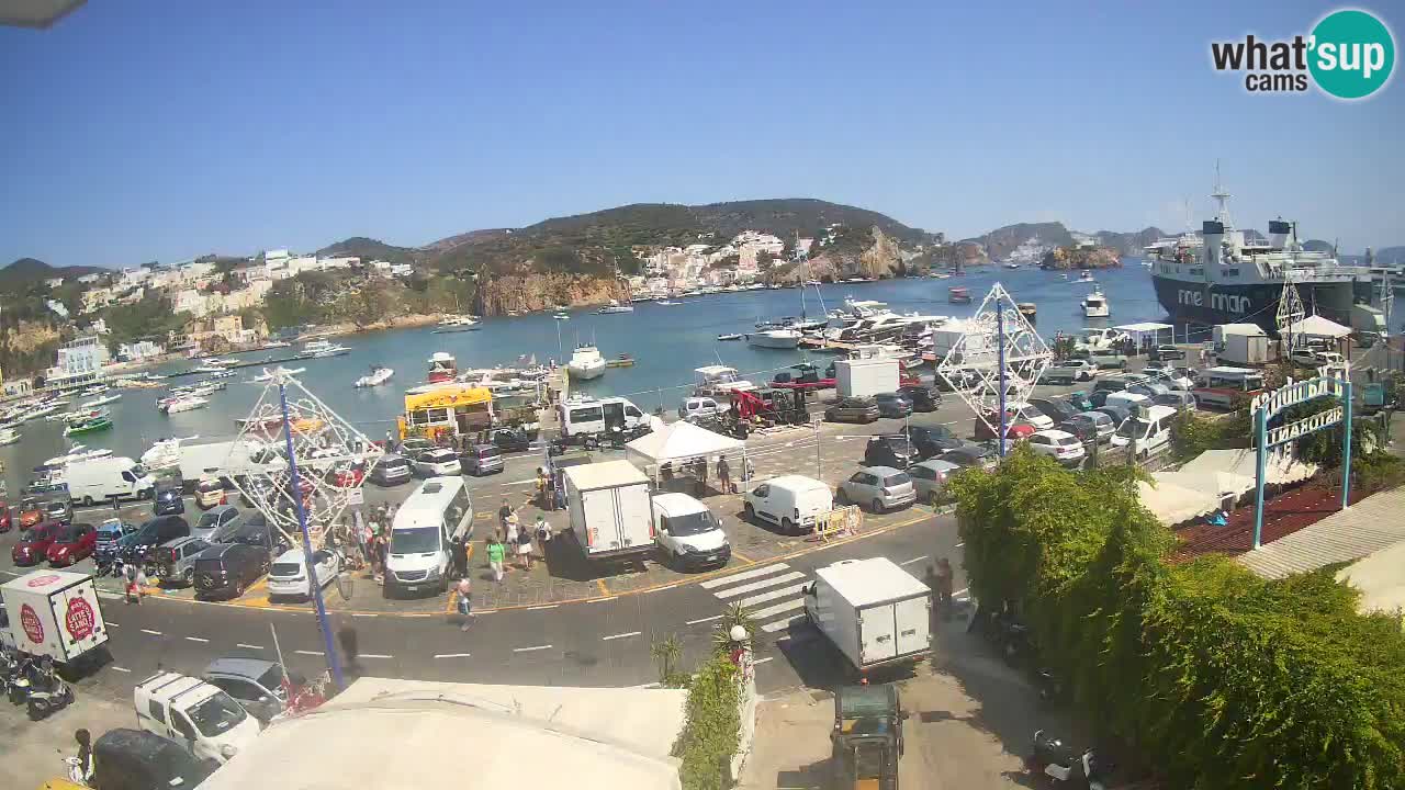 Insel Ponza Hafen webcam – Italien