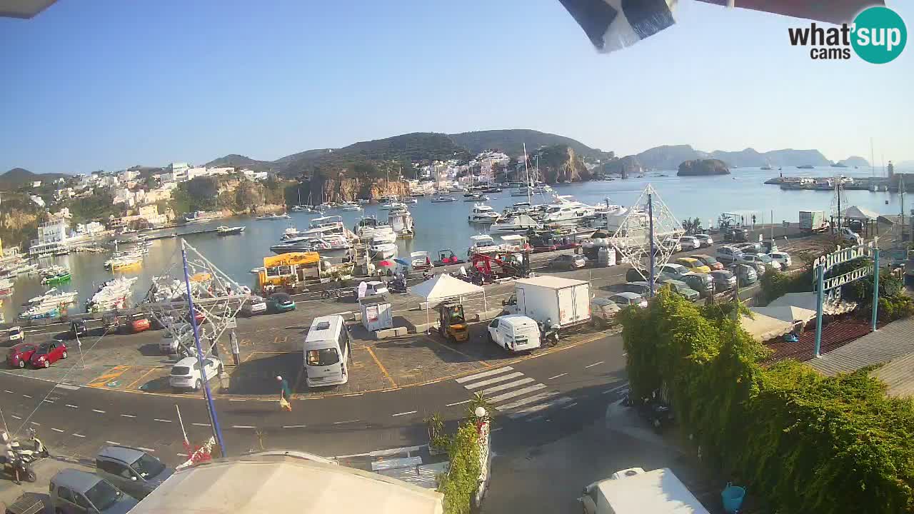 Insel Ponza Hafen webcam – Italien