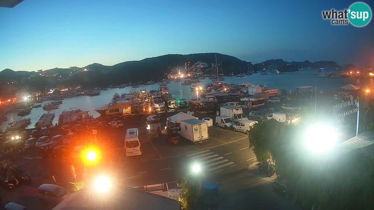 Insel Ponza Hafen webcam – Italien