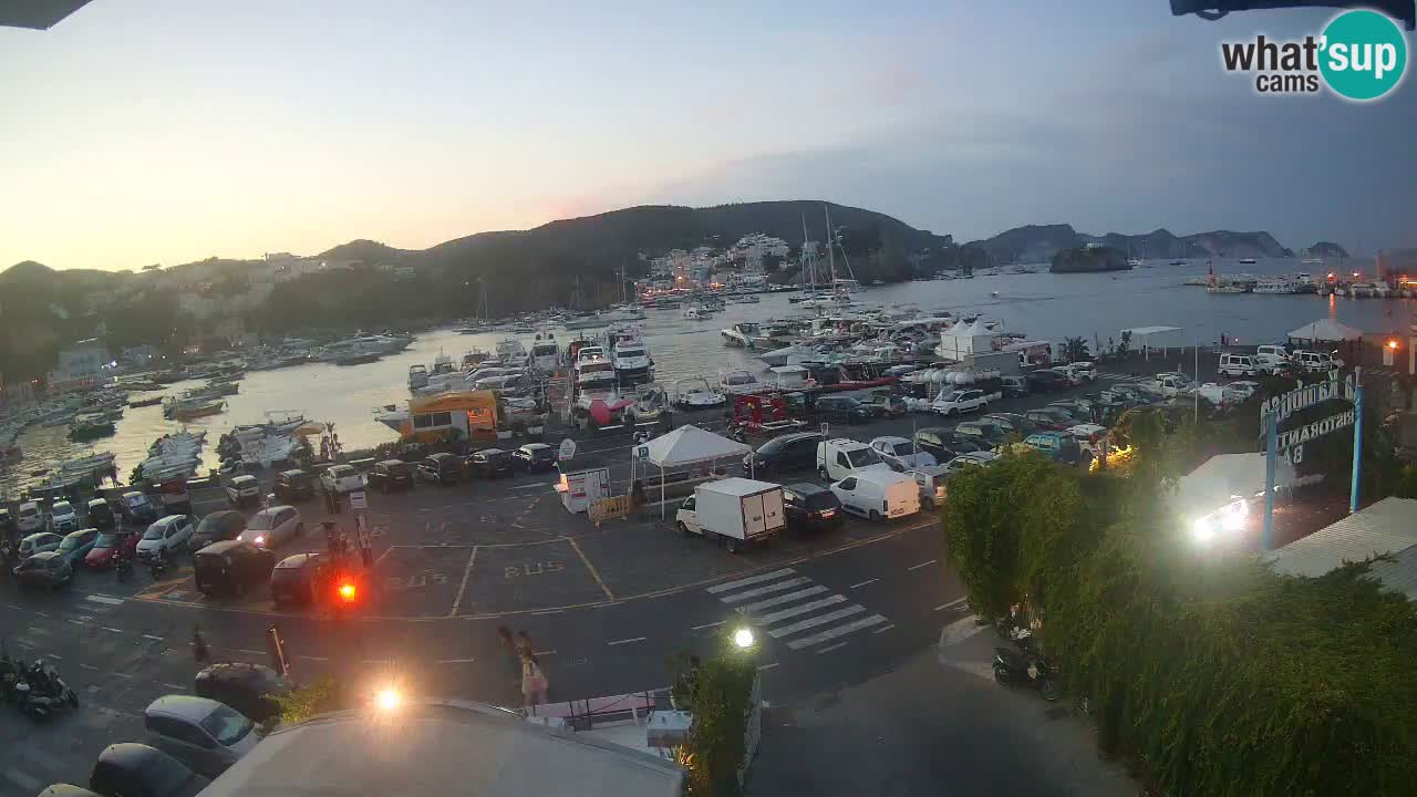 Insel Ponza Hafen webcam – Italien