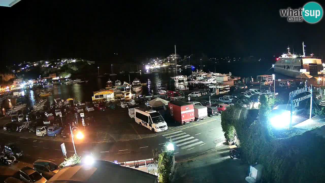 Pristanišče Ponza spletna kamera – Otok Ponza