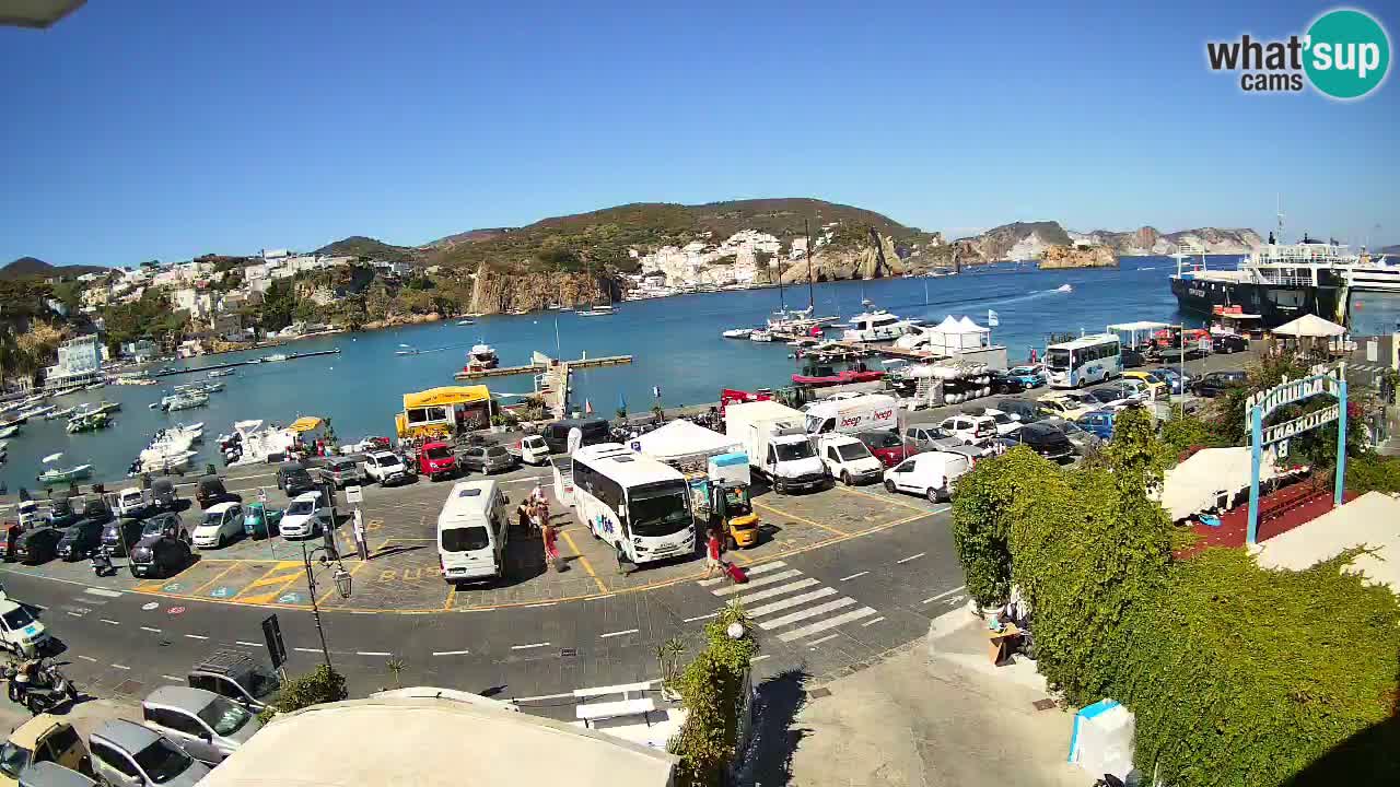 Pristanišče Ponza spletna kamera – Otok Ponza