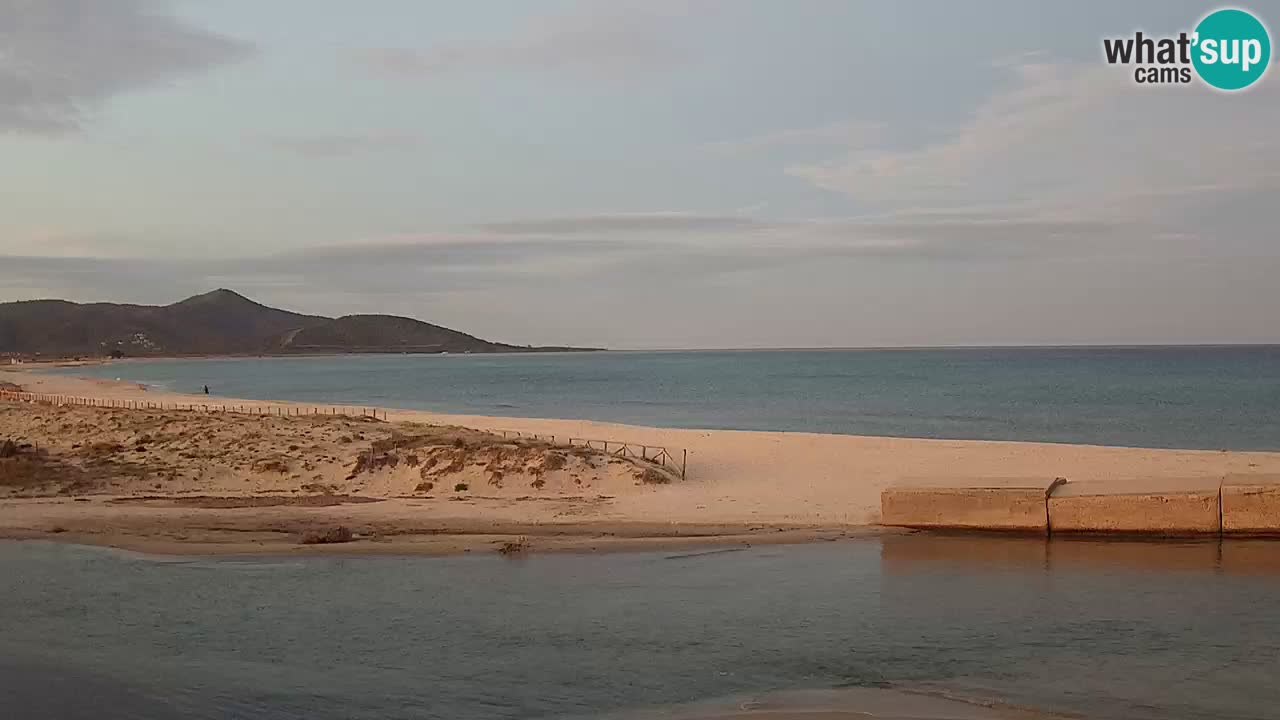 Spletna kamera v živo Plaža Posada – Sardinija – Italija