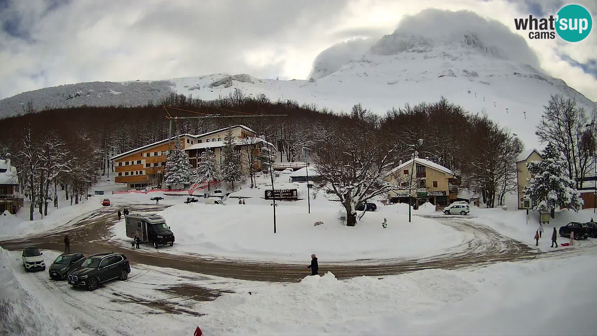 Prati di Tivo Piazzetta – Gran Sasso – Pietracamela