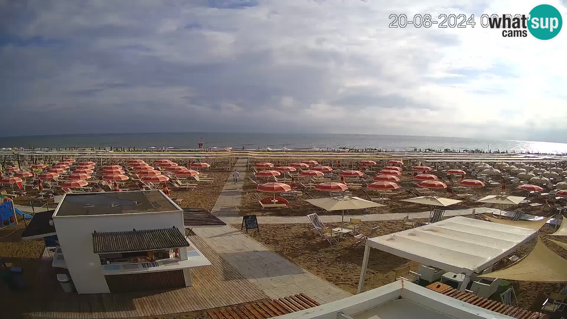 Spletna kamera plaža Riccione – Bagni Oreste spiaggia 115 – Italija