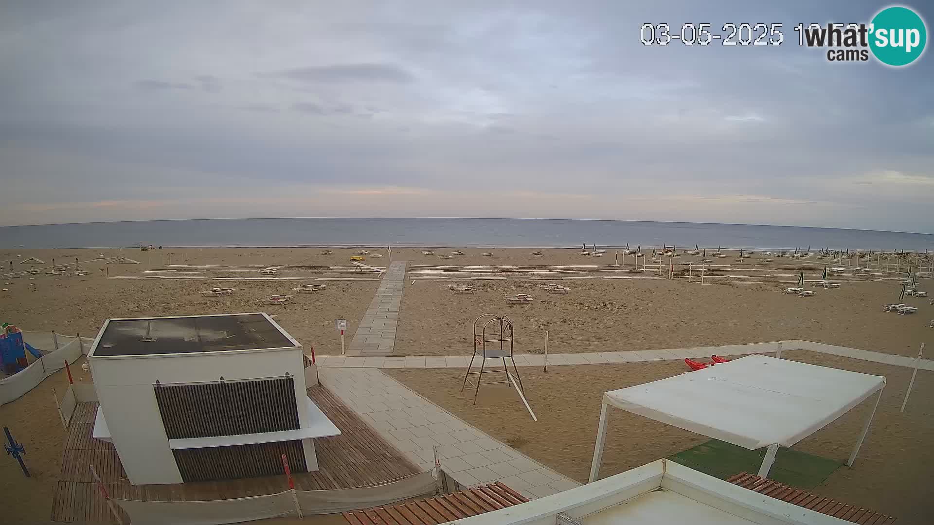 Spletna kamera plaža Riccione – Bagni Oreste spiaggia 115 – Italija