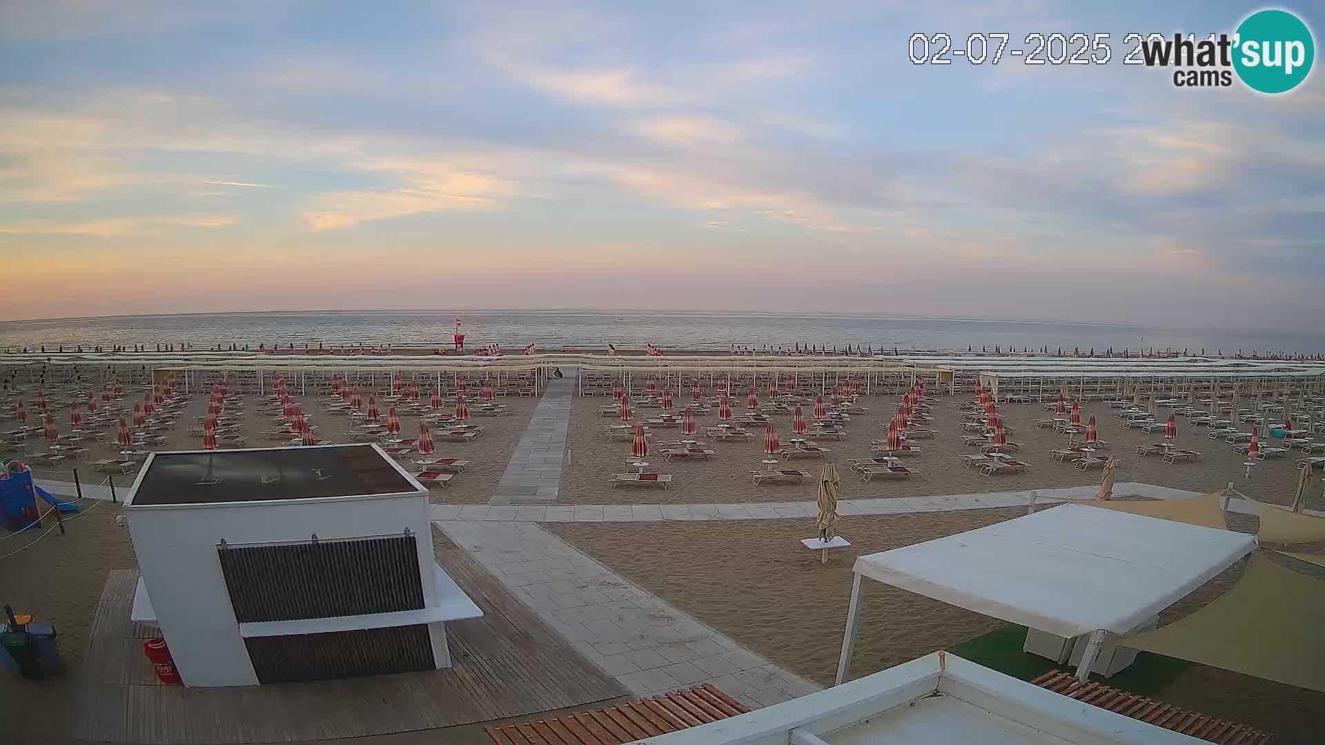 Spletna kamera plaža Riccione – Bagni Oreste spiaggia 115 – Italija