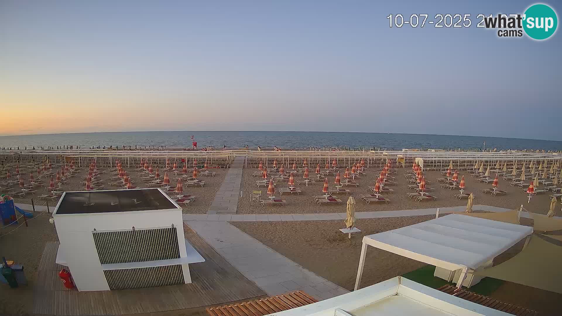 Spletna kamera plaža Riccione – Bagni Oreste spiaggia 115 – Italija