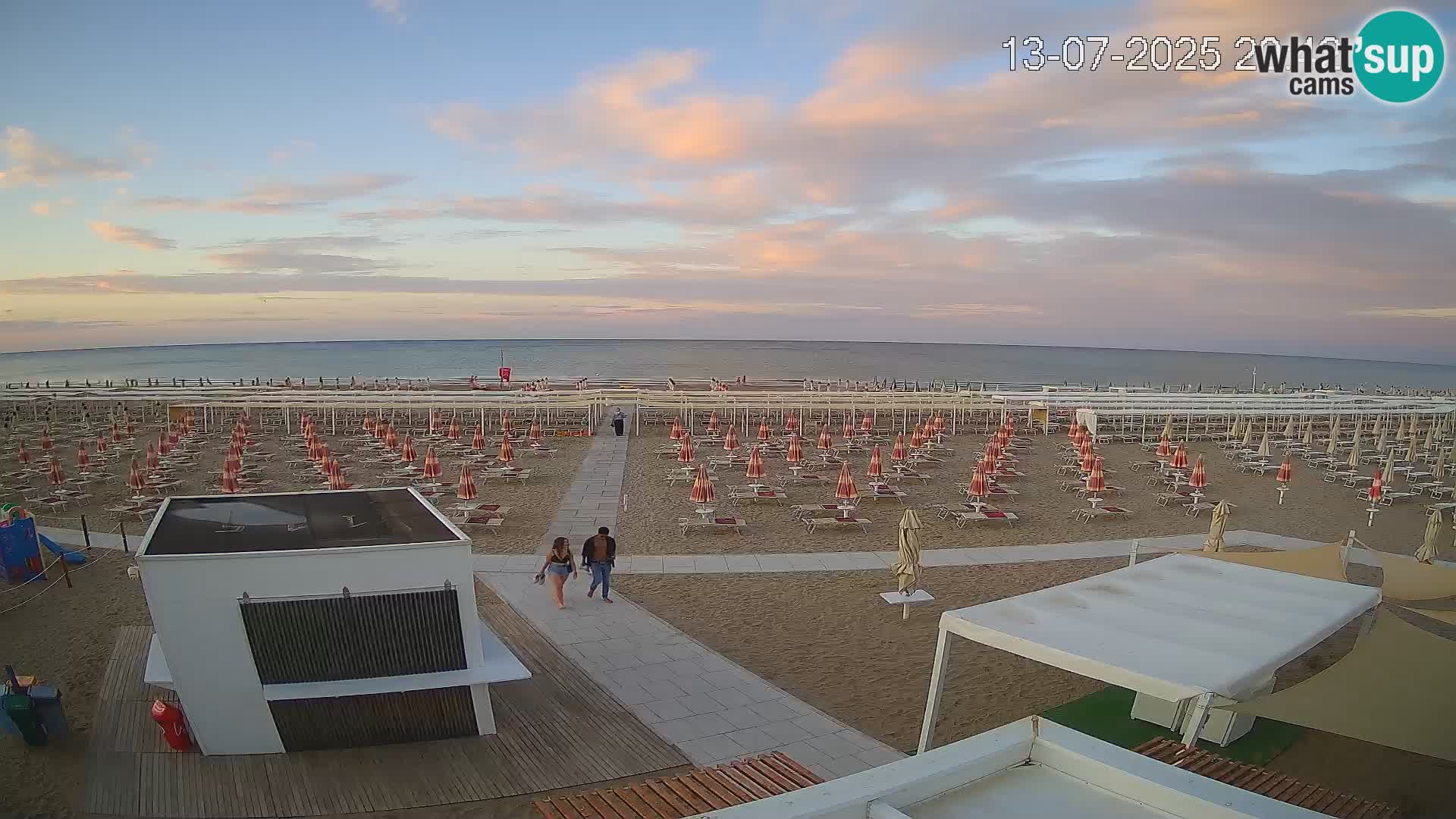 Spletna kamera plaža Riccione – Bagni Oreste spiaggia 115 – Italija