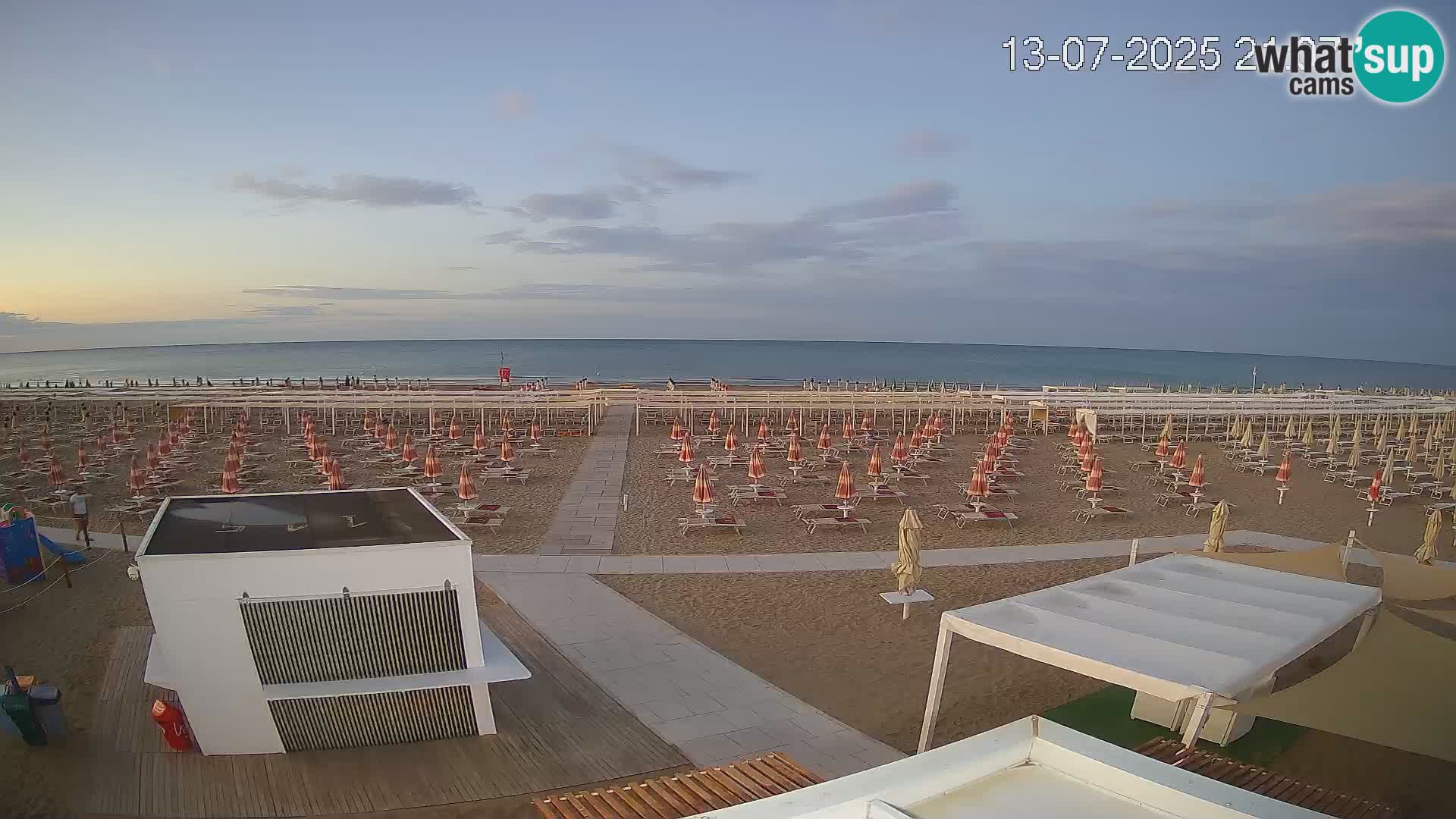 Live webcam Riccione Strand – Bagni Oreste spiaggia 115 – Italien