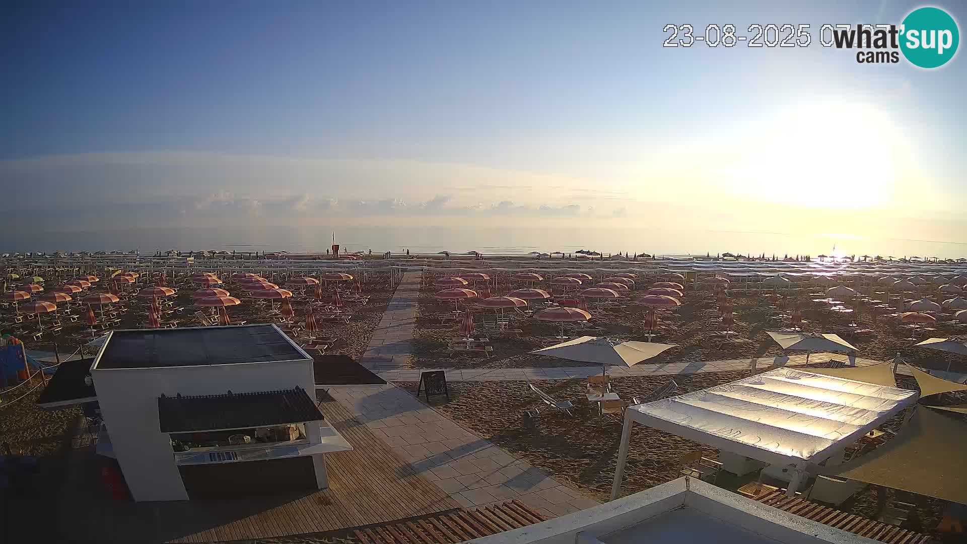 Live webcam Riccione Strand – Bagni Oreste spiaggia 115 – Italien