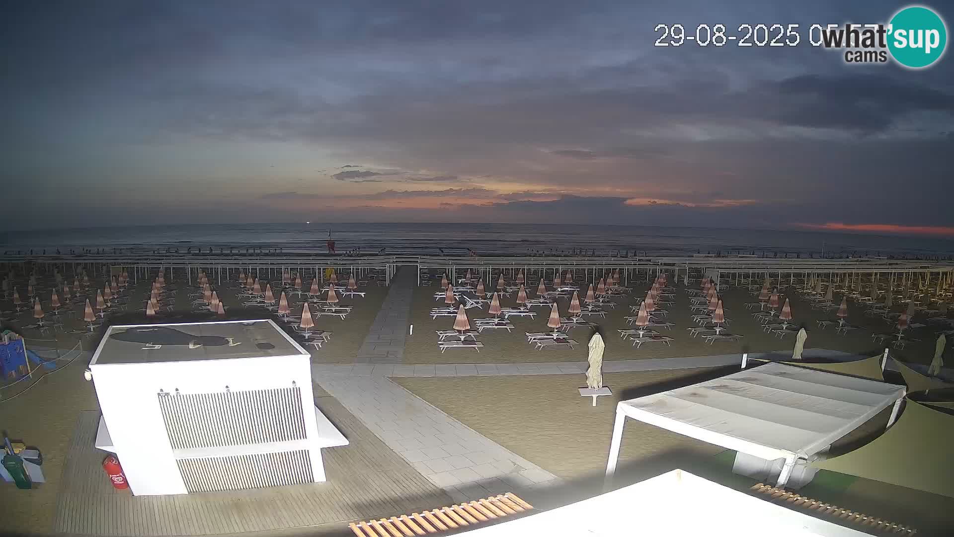Live webcam Riccione Strand – Bagni Oreste spiaggia 115 – Italien