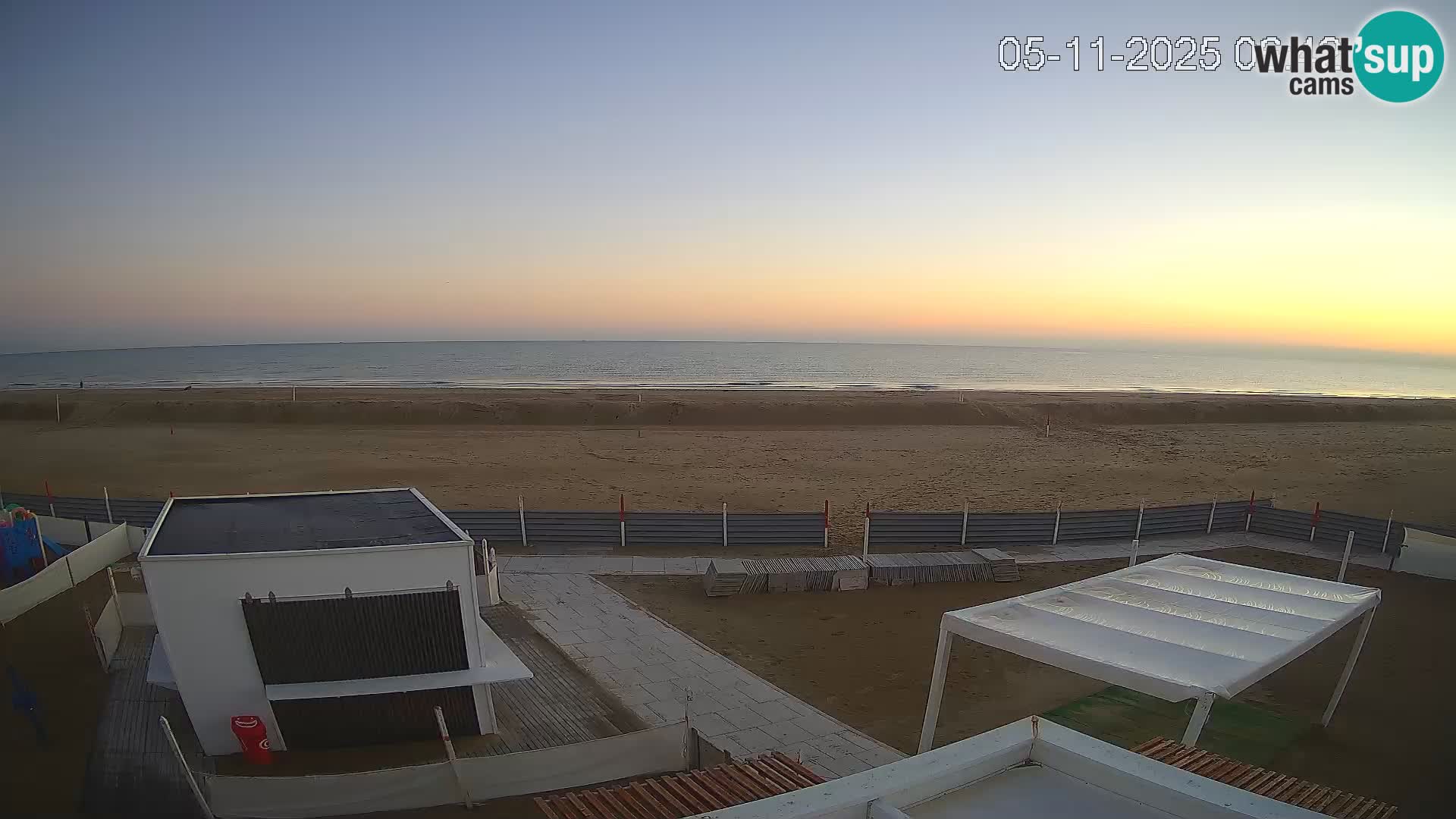 Spletna kamera plaža Riccione – Bagni Oreste spiaggia 115 – Italija