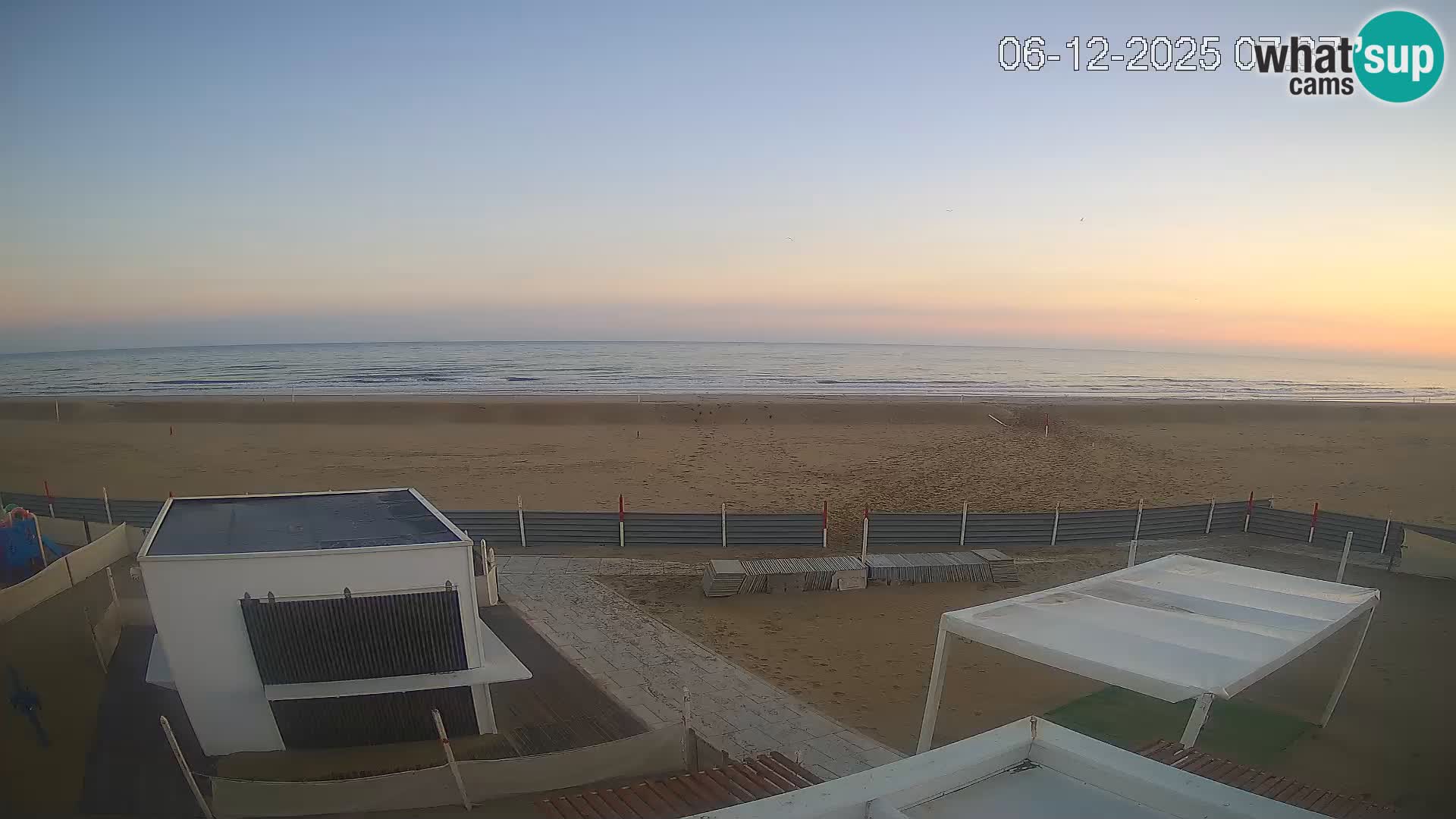 Live webcam Riccione Strand – Bagni Oreste spiaggia 115 – Italien