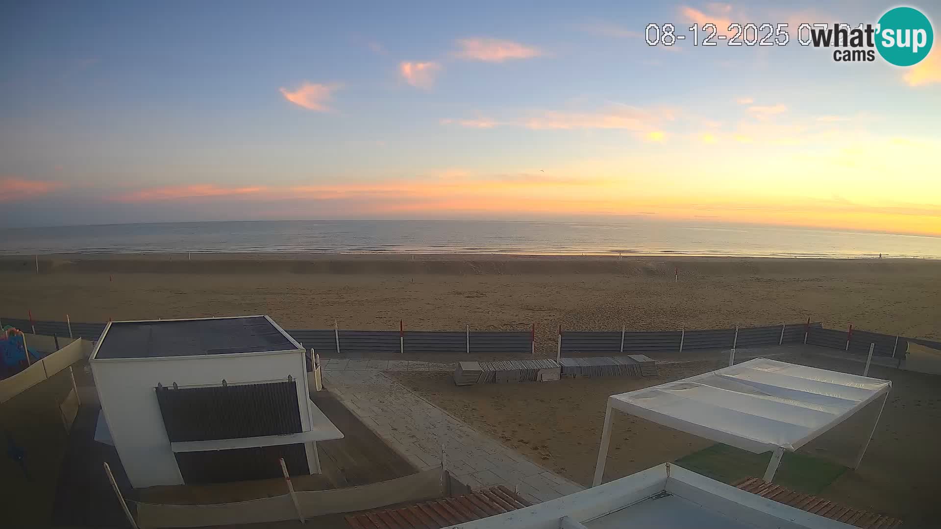 Spletna kamera plaža Riccione – Bagni Oreste spiaggia 115 – Italija