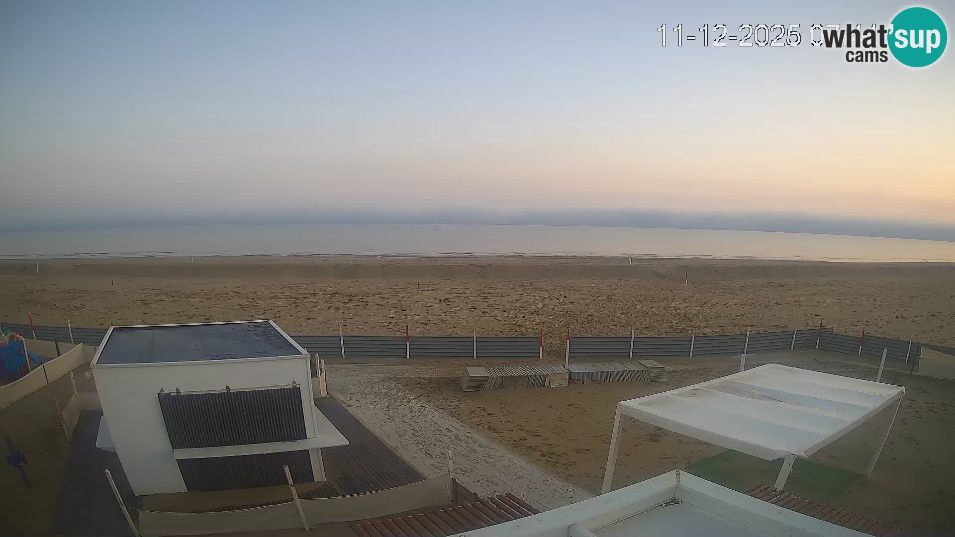 Spletna kamera plaža Riccione – Bagni Oreste spiaggia 115 – Italija