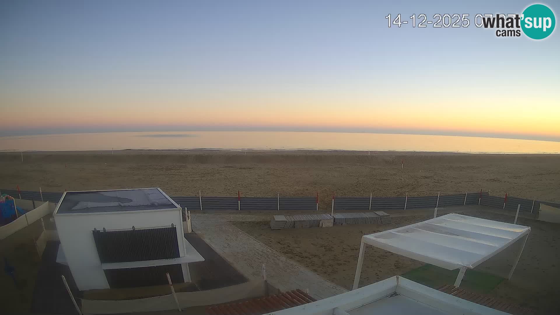 Spletna kamera plaža Riccione – Bagni Oreste spiaggia 115 – Italija