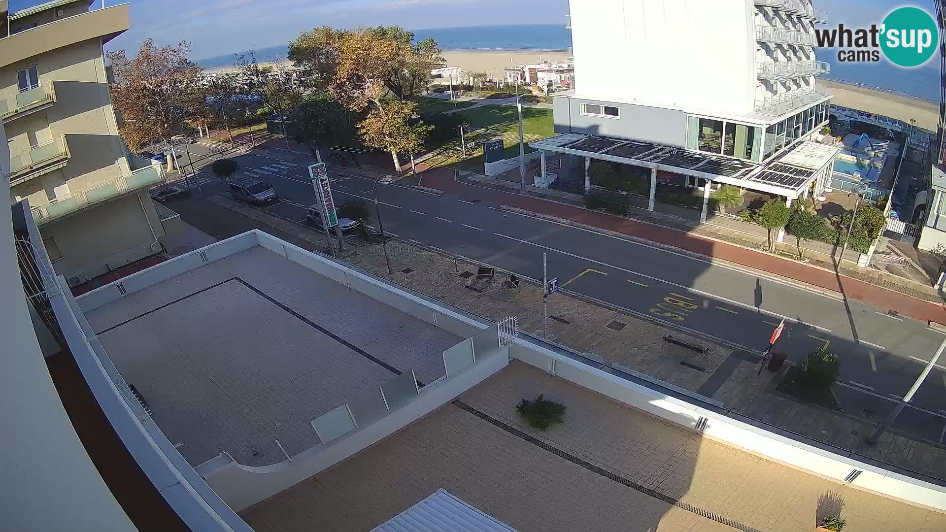 Plaža s spletno kamero Riccione in vrtovi La Malfa – plaža Bagni Oreste 115