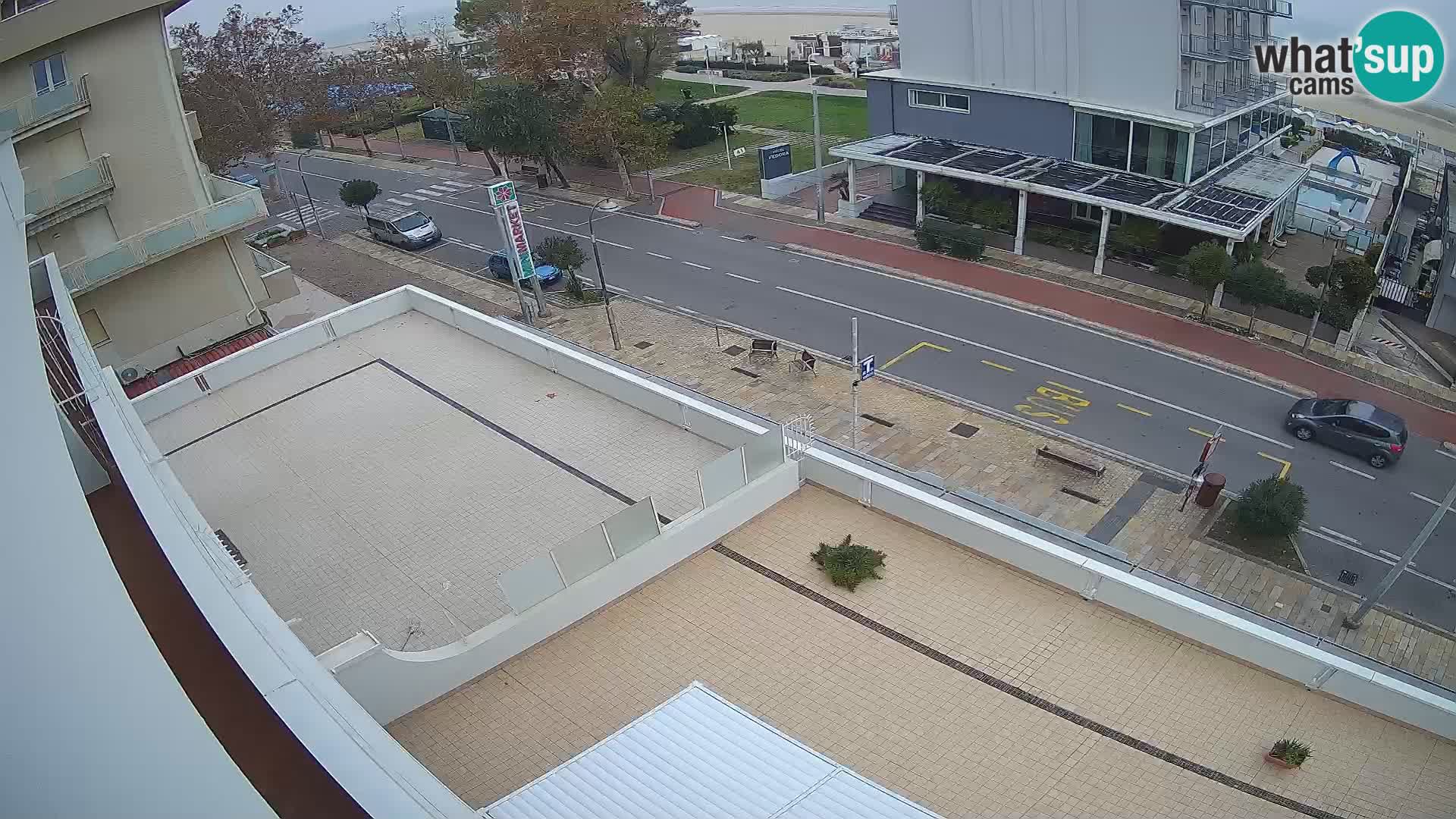 Plaža s spletno kamero Riccione in vrtovi La Malfa – plaža Bagni Oreste 115