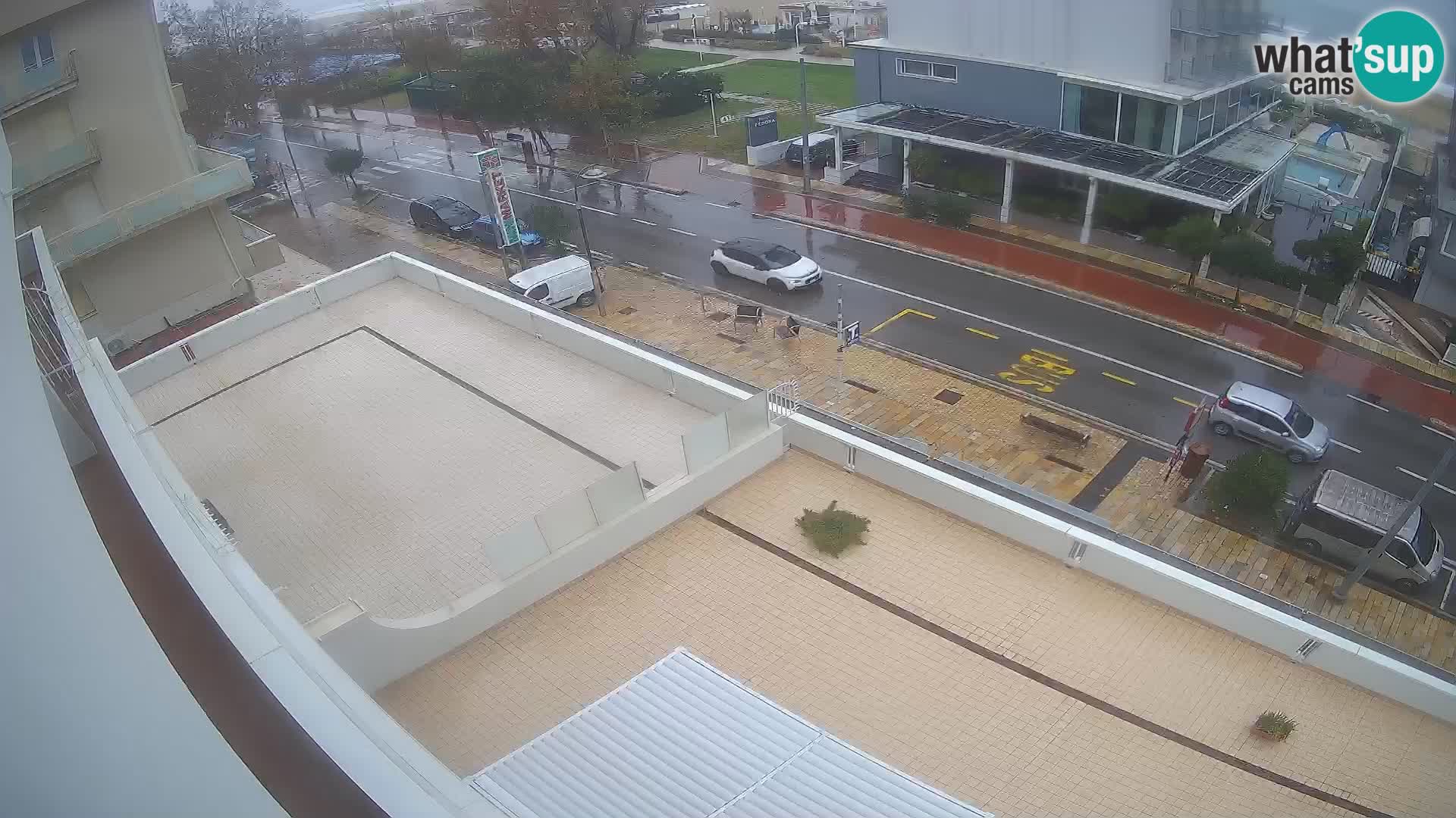 Plaža s spletno kamero Riccione in vrtovi La Malfa – plaža Bagni Oreste 115