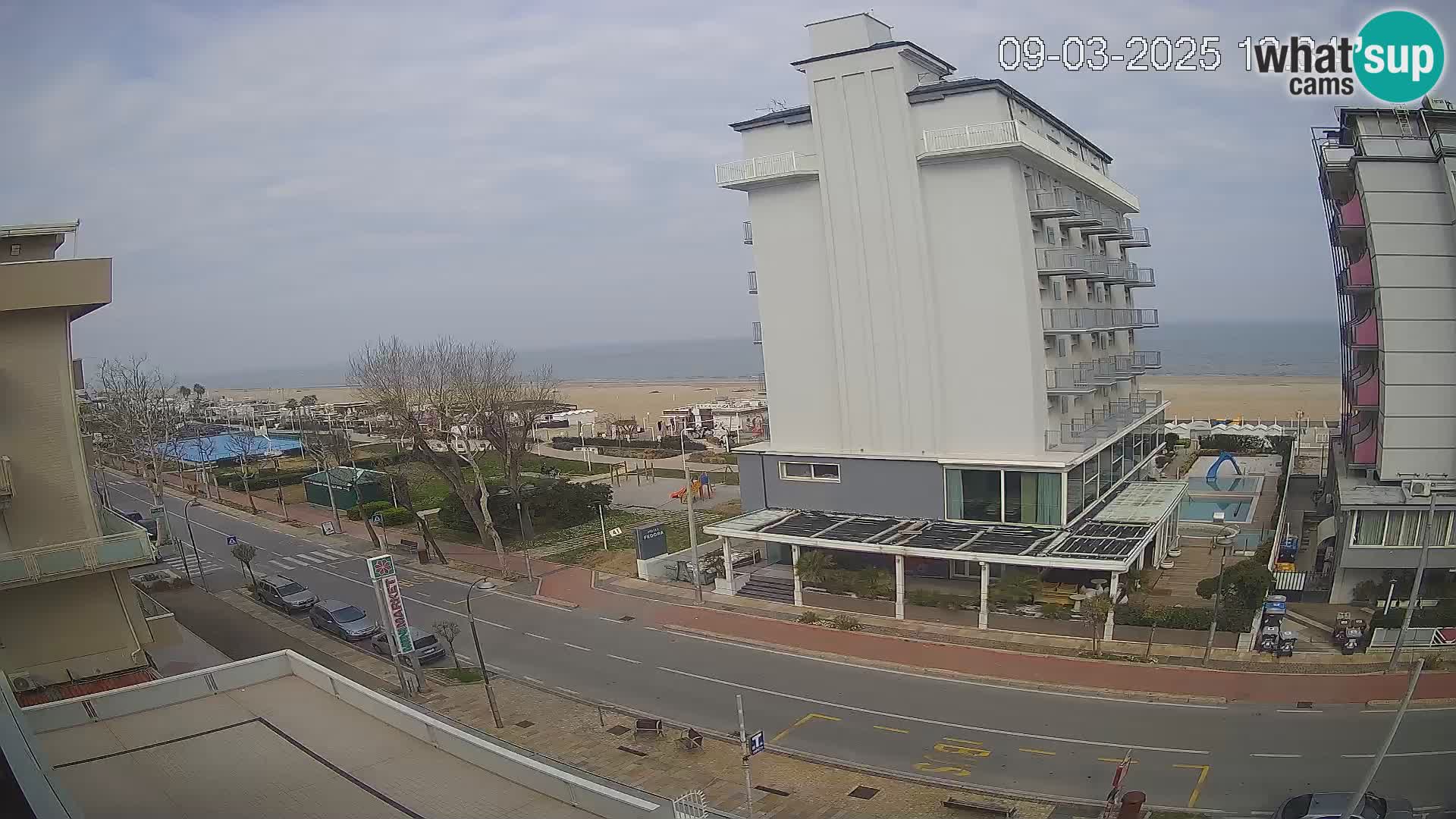 Riccione livecam beach and La Malfa gardens – Bagni Oreste spiaggia 115