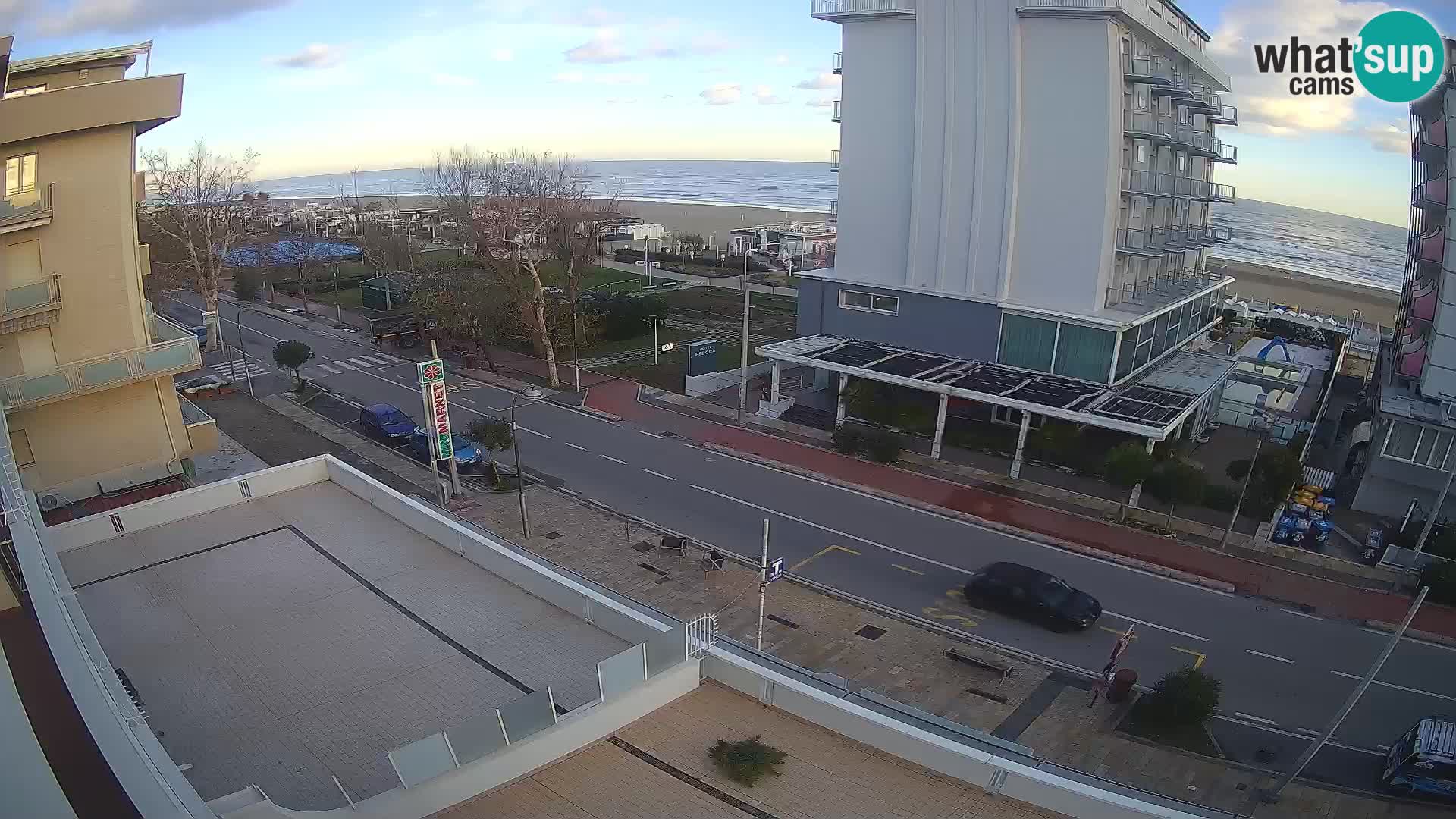 Riccione livecam beach and La Malfa gardens – Bagni Oreste spiaggia 115