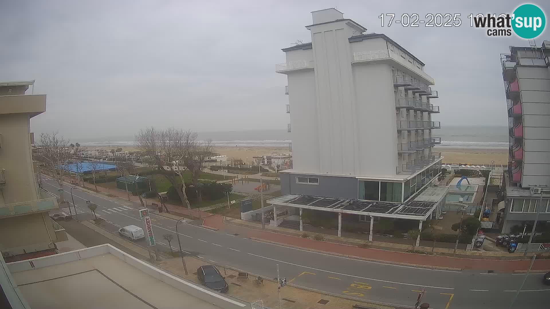 Riccione livecam beach and La Malfa gardens – Bagni Oreste spiaggia 115