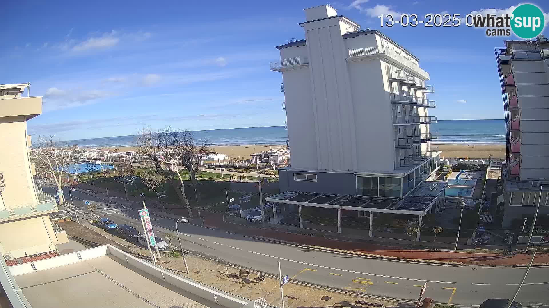 Plaža s spletno kamero Riccione in vrtovi La Malfa – plaža Bagni Oreste 115