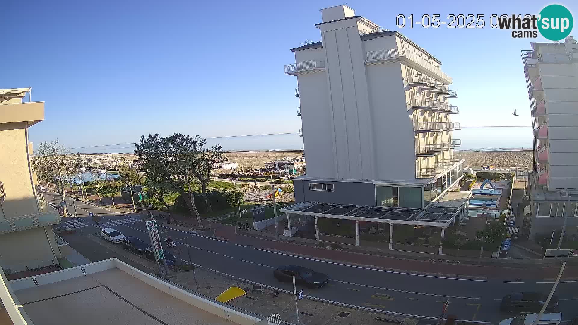Riccione livecam beach and La Malfa gardens – Bagni Oreste spiaggia 115