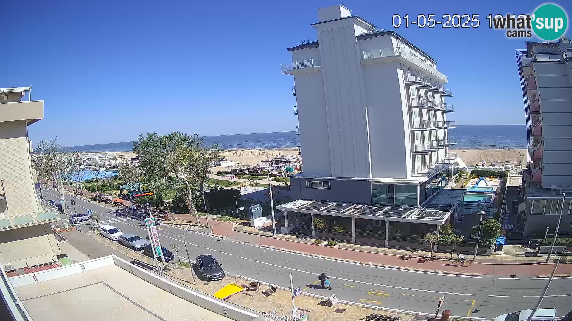 Riccione livecam beach and La Malfa gardens – Bagni Oreste spiaggia 115