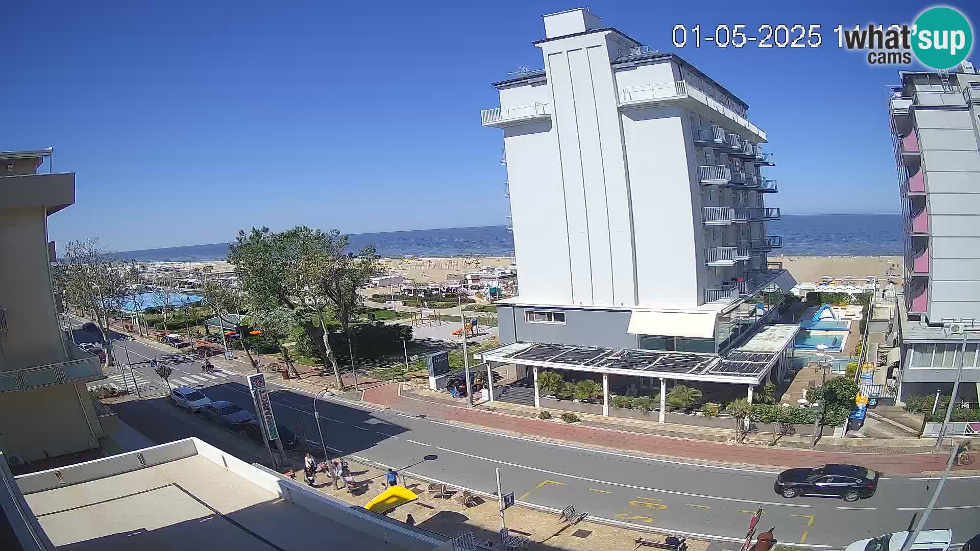 Plaža s spletno kamero Riccione in vrtovi La Malfa – plaža Bagni Oreste 115