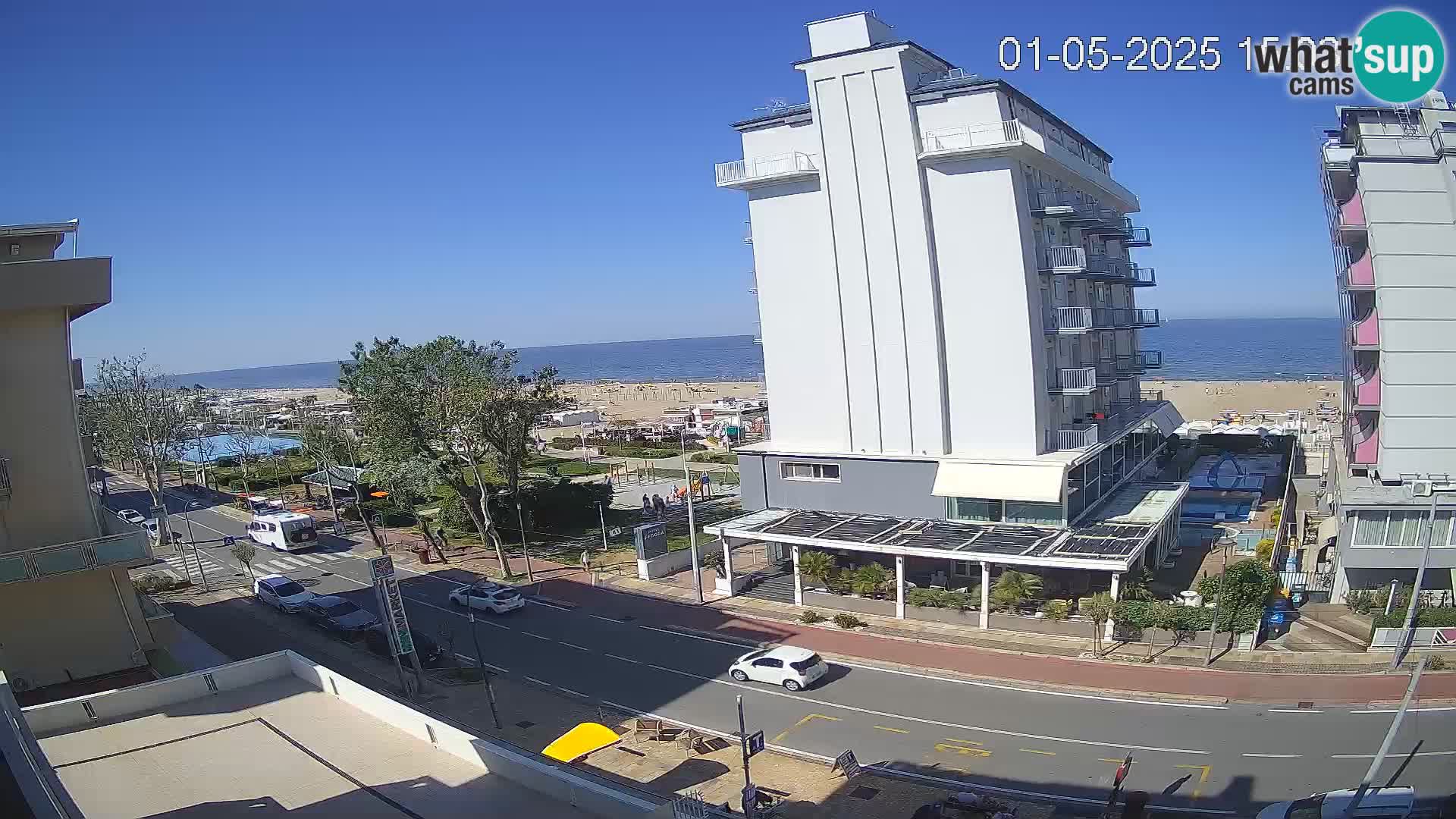 Plaža s spletno kamero Riccione in vrtovi La Malfa – plaža Bagni Oreste 115