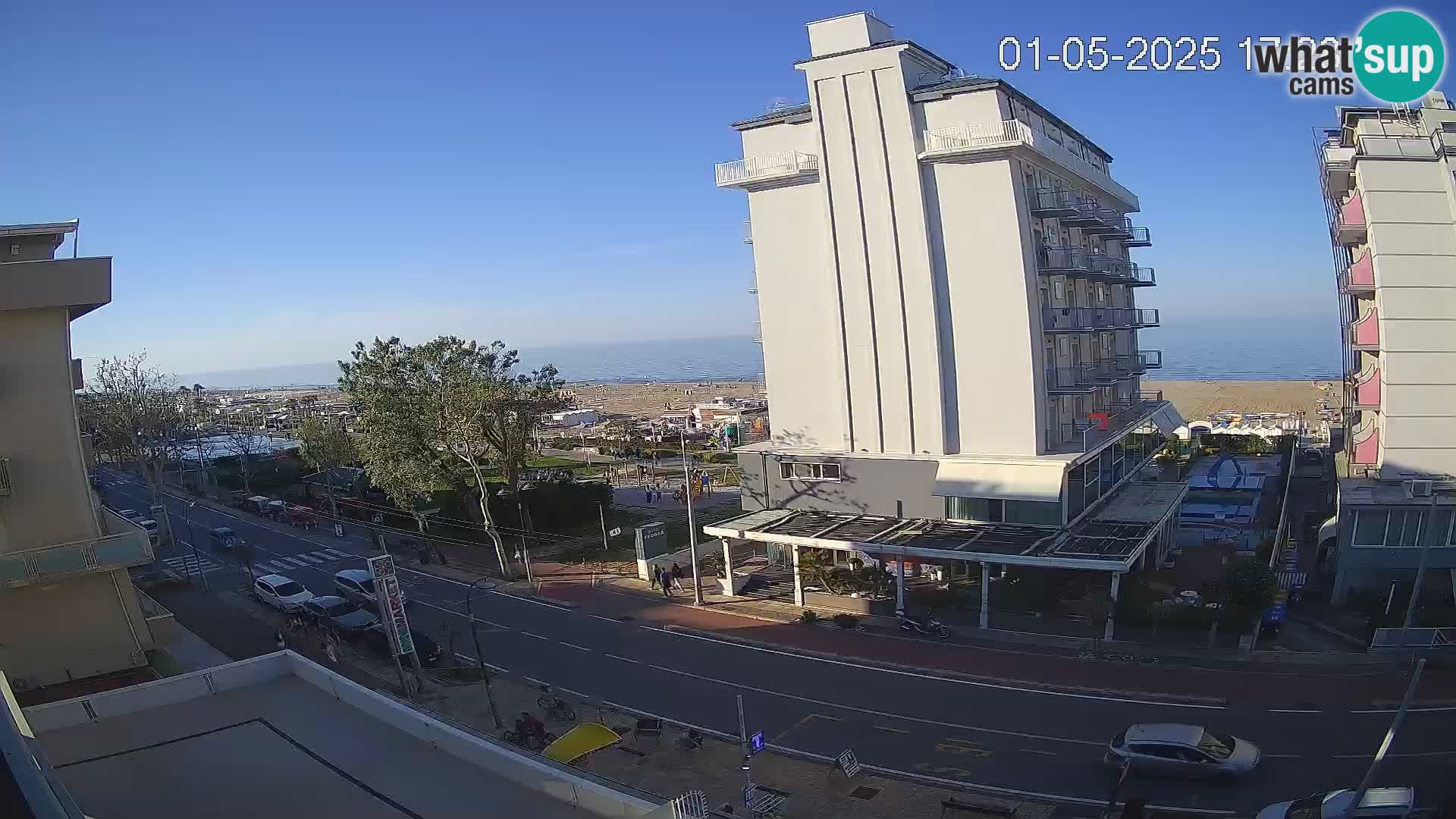Riccione livecam beach and La Malfa gardens – Bagni Oreste spiaggia 115